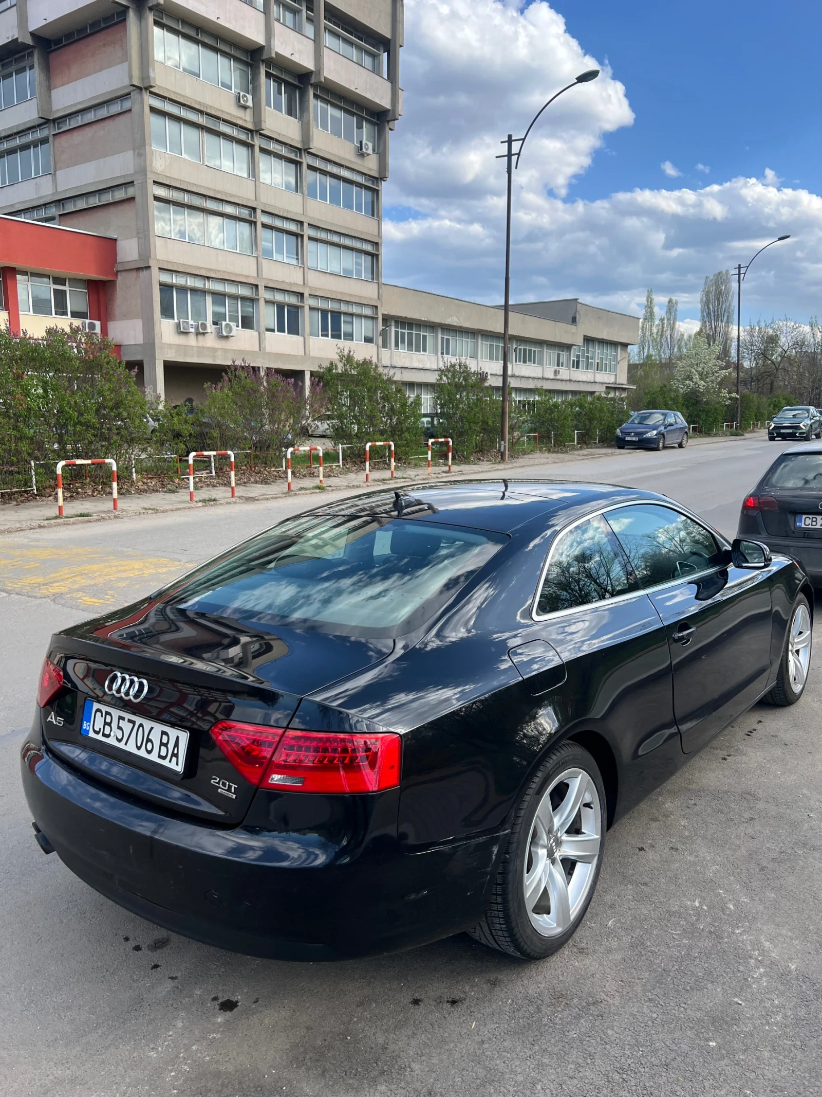 Audi A5 2.0, снимка 3 - Автомобили и джипове - 56199665
