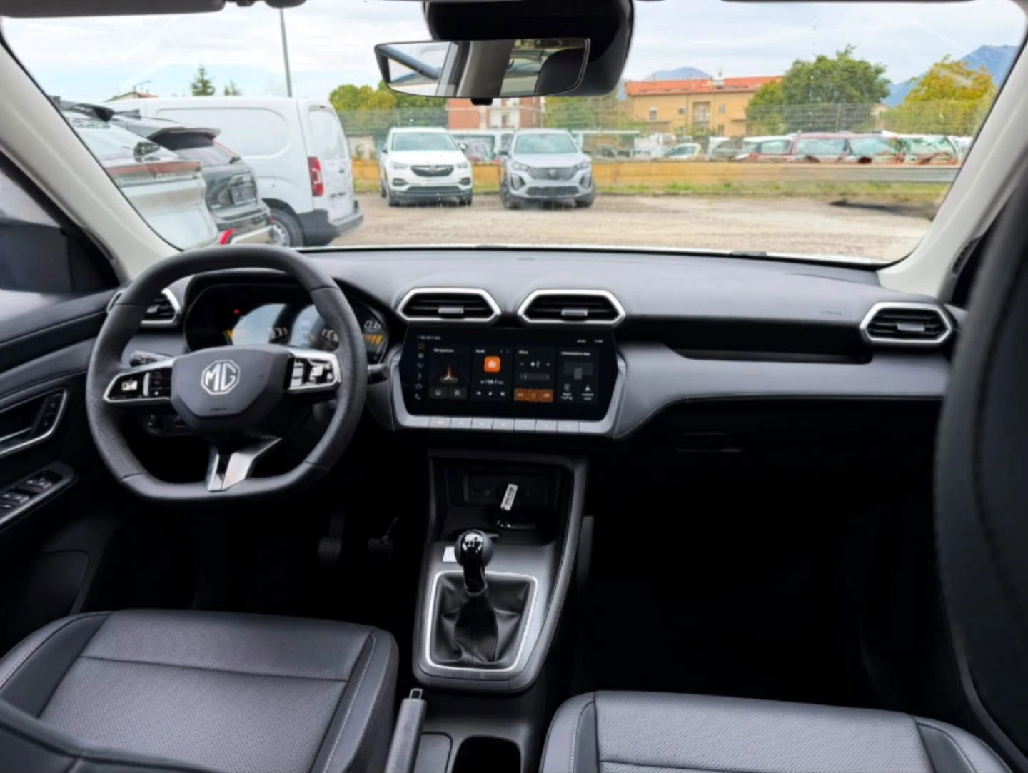 Mg Zs 1.5i, снимка 9 - Автомобили и джипове - 56375005