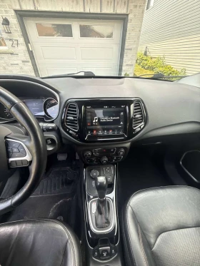 Jeep Compass * Limited * CARFAX * ОПЦИЯ ЗА ФИНАНСИРАНЕ , снимка 9
