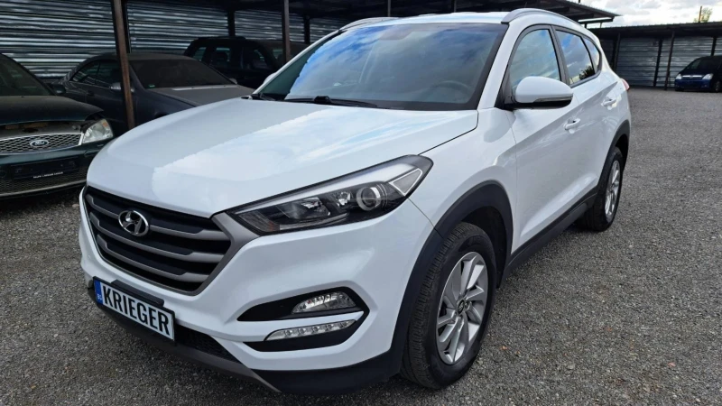 Hyundai Tucson Blu Classic 2WD NOV VNOS ITALY, снимка 1 - Автомобили и джипове - 47512167