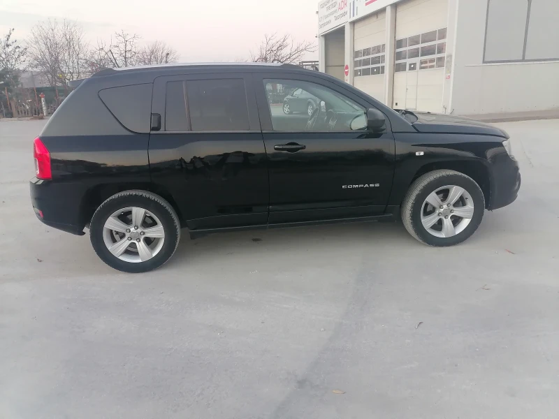 Jeep Compass, снимка 7 - Автомобили и джипове - 48153542