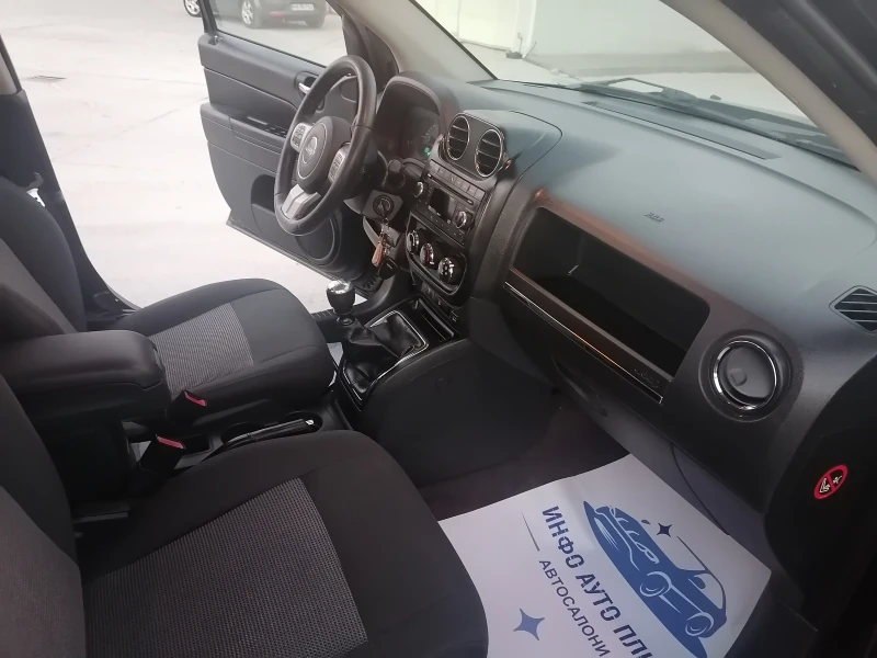 Jeep Compass, снимка 12 - Автомобили и джипове - 48153542