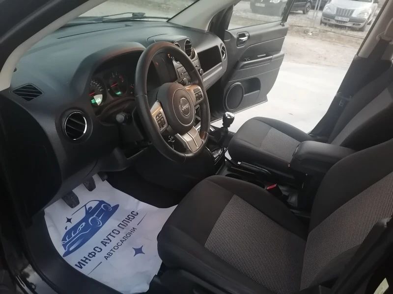 Jeep Compass, снимка 9 - Автомобили и джипове - 48153542