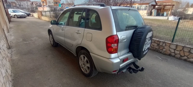 Toyota Rav4 2.0D4D/116k.4x4 , снимка 6 - Автомобили и джипове - 48947837