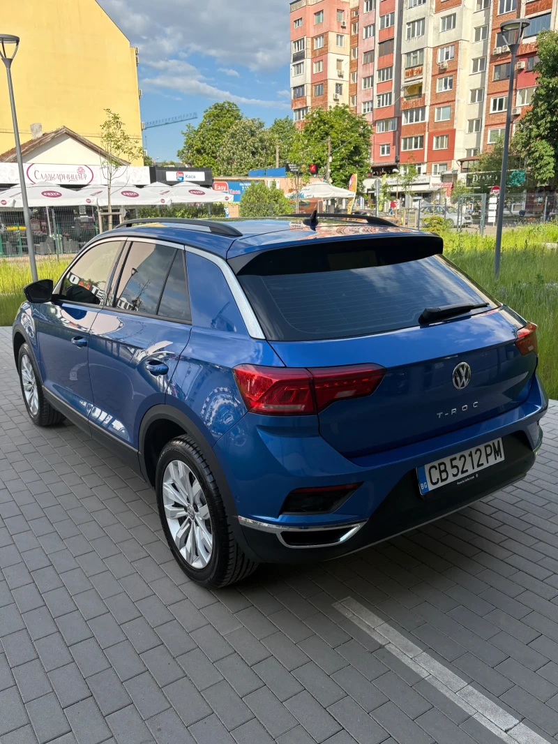VW T-Roc, снимка 3 - Автомобили и джипове - 53013707