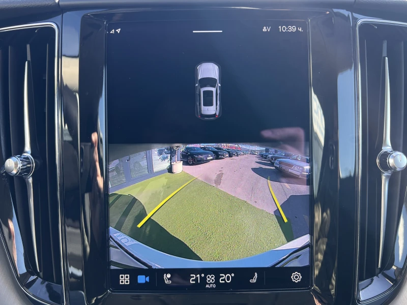 Volvo XC60 MOMENTUM PRO/2.0В4/197К.С./8АТ/ГАРАНЦИЯ, снимка 13 - Автомобили и джипове - 52116753