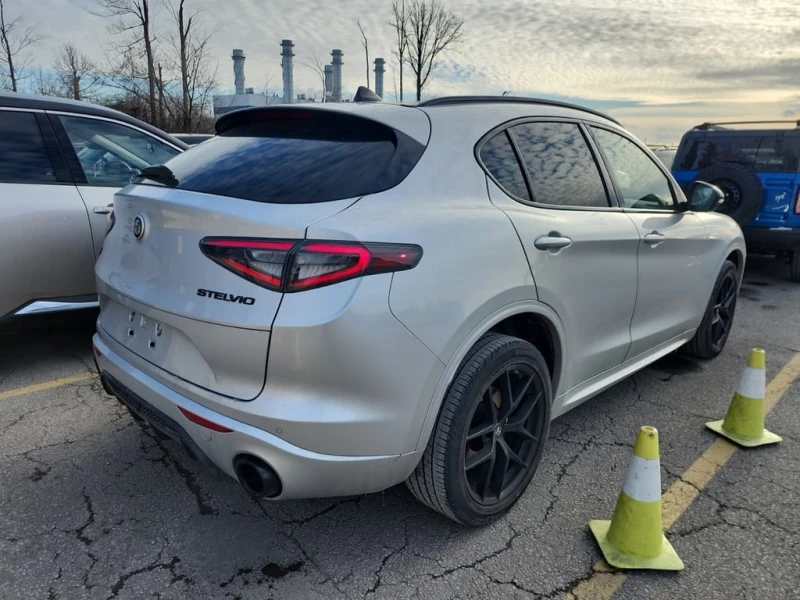 Alfa Romeo Stelvio * TI SPORT * CARFAX * , снимка 3 - Автомобили и джипове - 52753832