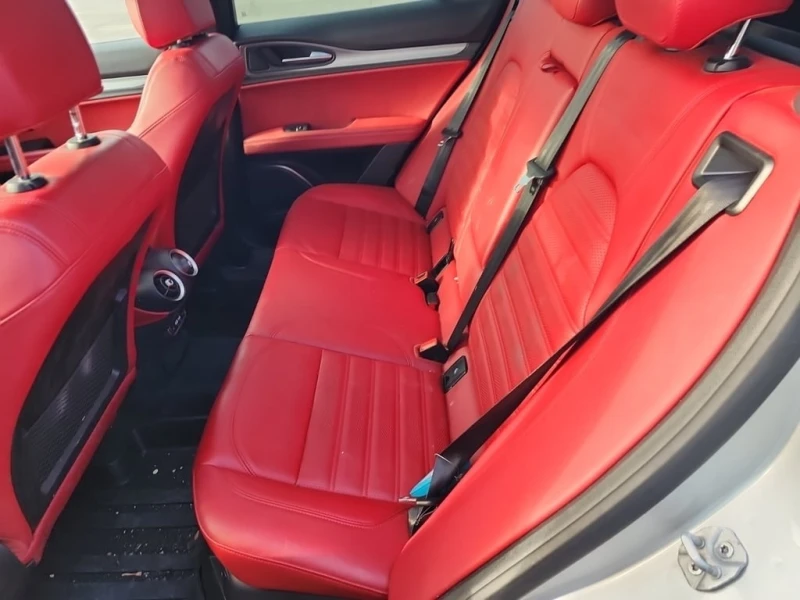 Alfa Romeo Stelvio * TI SPORT * CARFAX * , снимка 13 - Автомобили и джипове - 52753832
