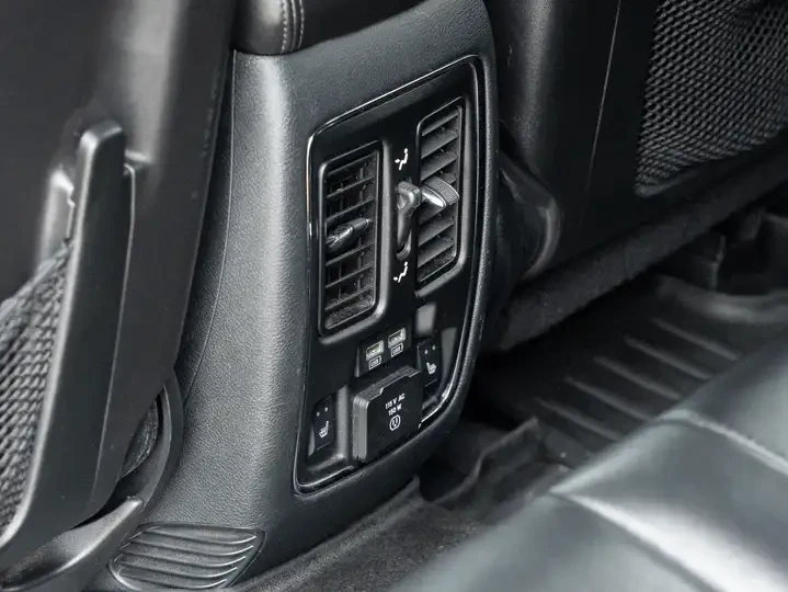 Jeep Grand cherokee LIMITED| ПОДГРЕВИ| МЪРТВА ТОЧКА| ЗАДНА КАМЕРА| , снимка 15 - Автомобили и джипове - 54864501