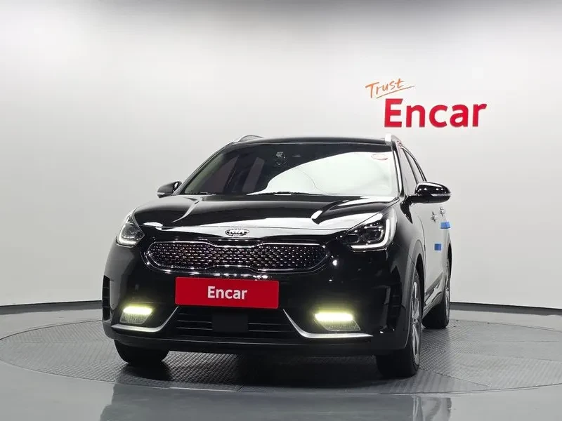 Kia Niro Noblesse, снимка 3 - Автомобили и джипове - 56532474