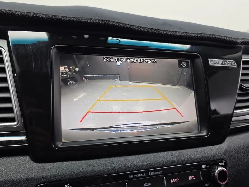 Kia Niro Noblesse, снимка 15 - Автомобили и джипове - 56532474