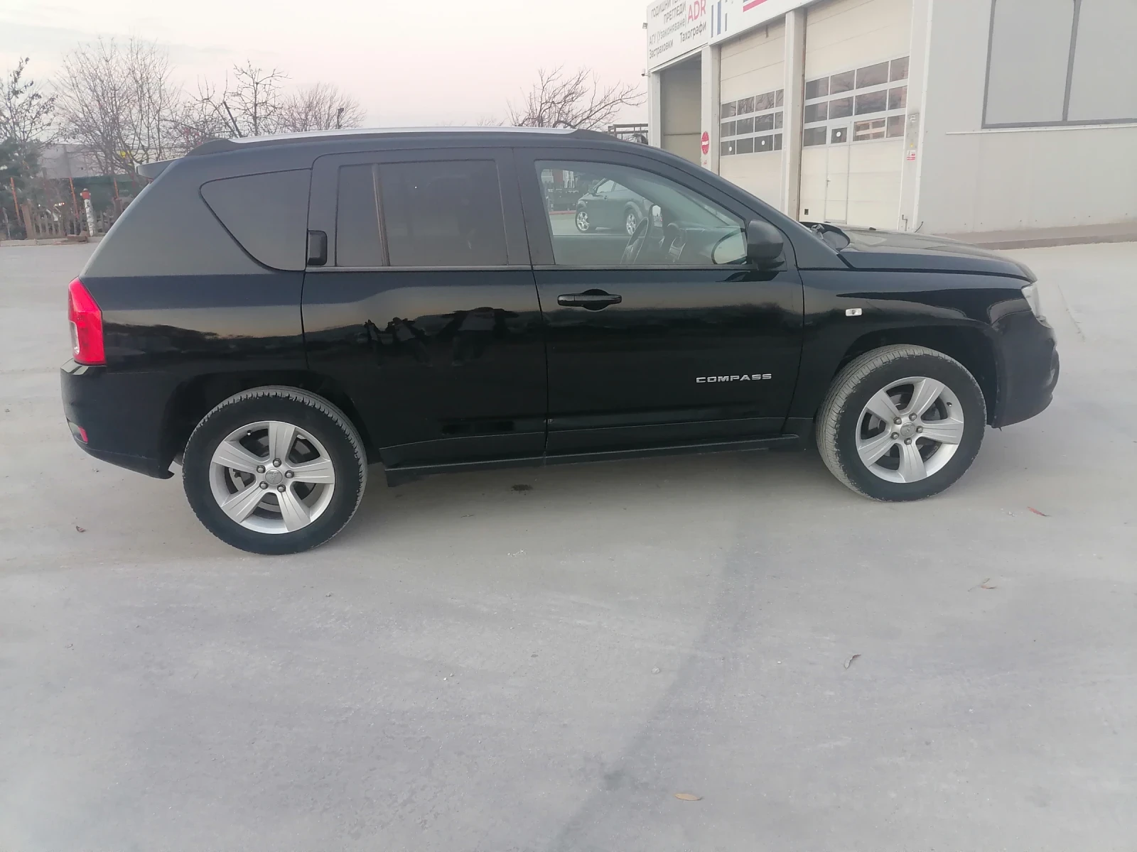 Jeep Compass  - изображение 7