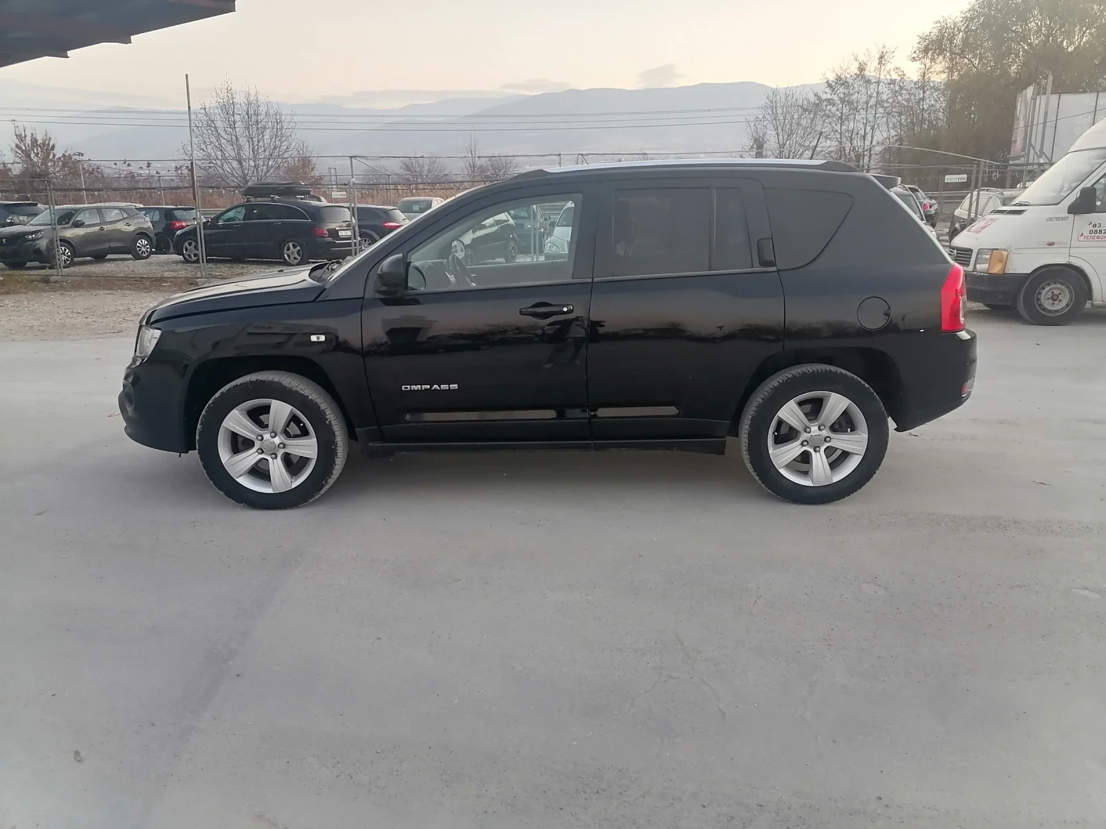 Jeep Compass  - изображение 3