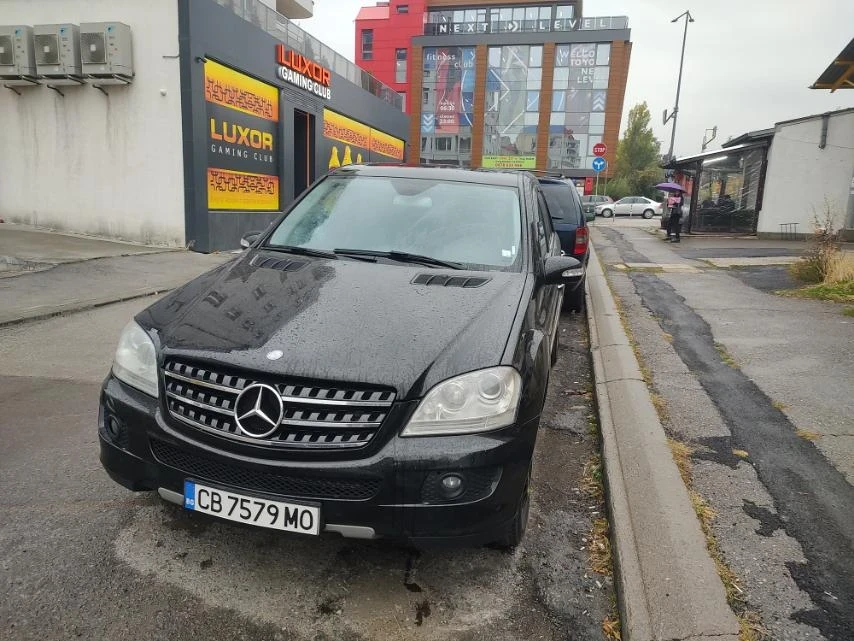Mercedes-Benz ML 500  - изображение 2