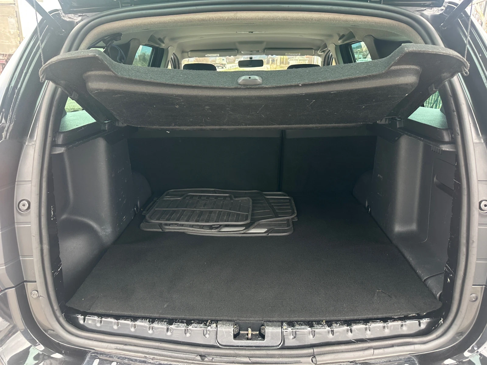 Dacia Duster 1.5 4x4 - изображение 8