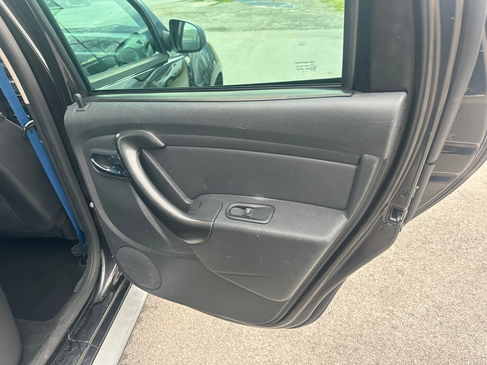 Dacia Duster 1.5 4x4 - изображение 7