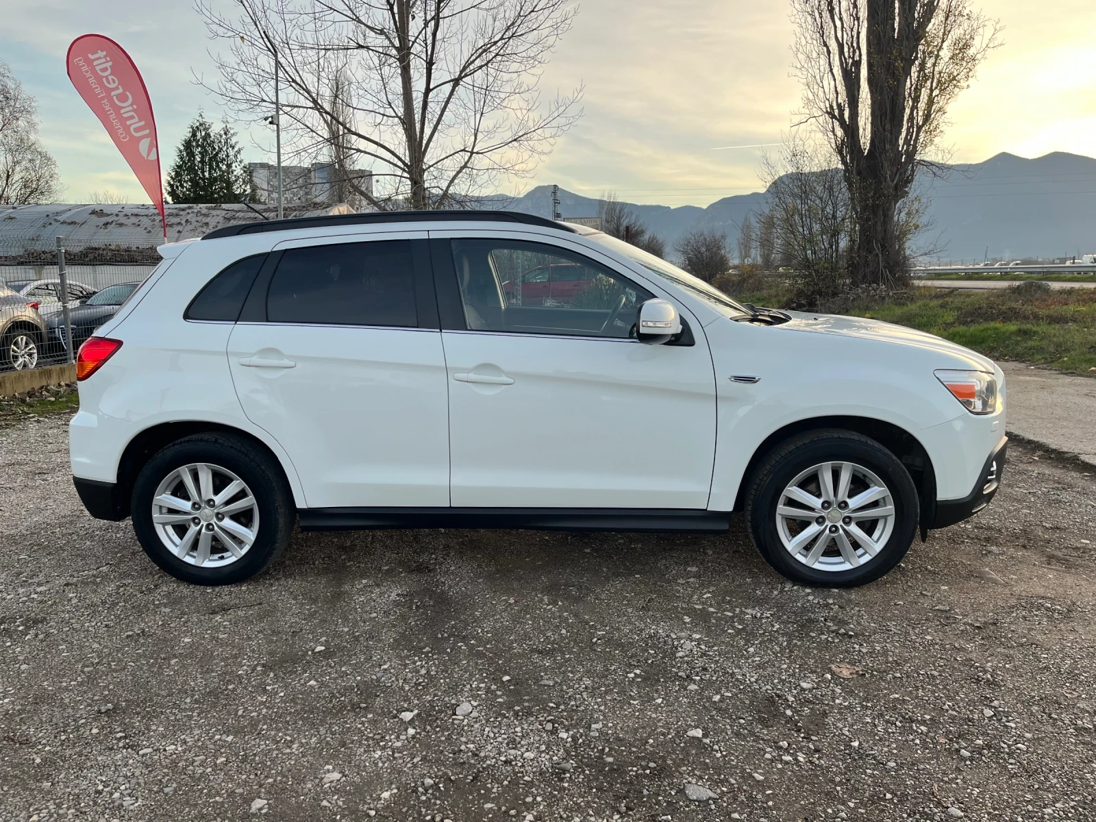 Mitsubishi ASX 1.8DDTI-150-4x4-NAVI-PANO-ITALIA - изображение 3