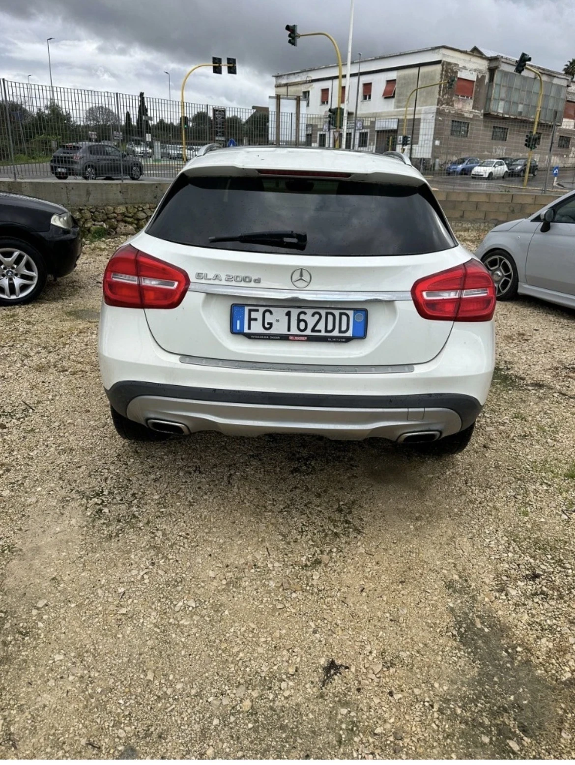 Mercedes-Benz GLA 200 Автомат панорама - изображение 3