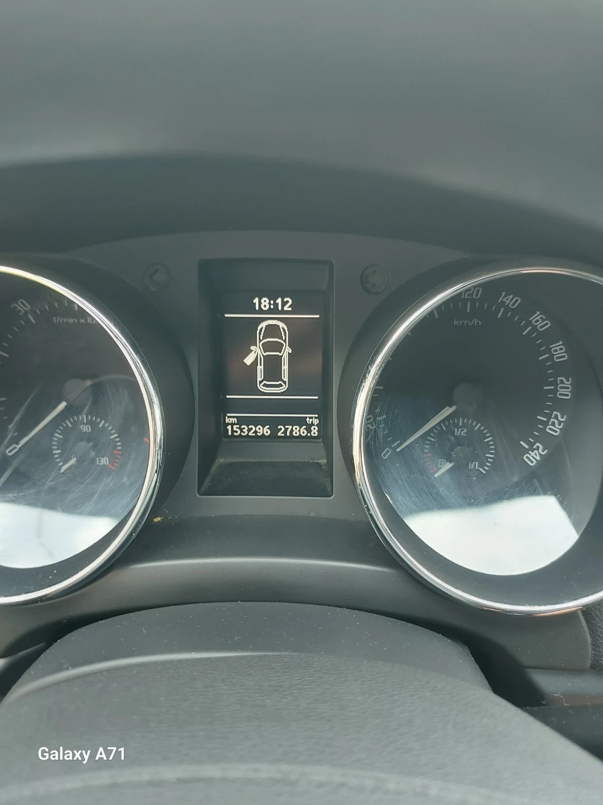 Skoda Yeti 1.8 4�4 | Mobile.bg � ����������� 8