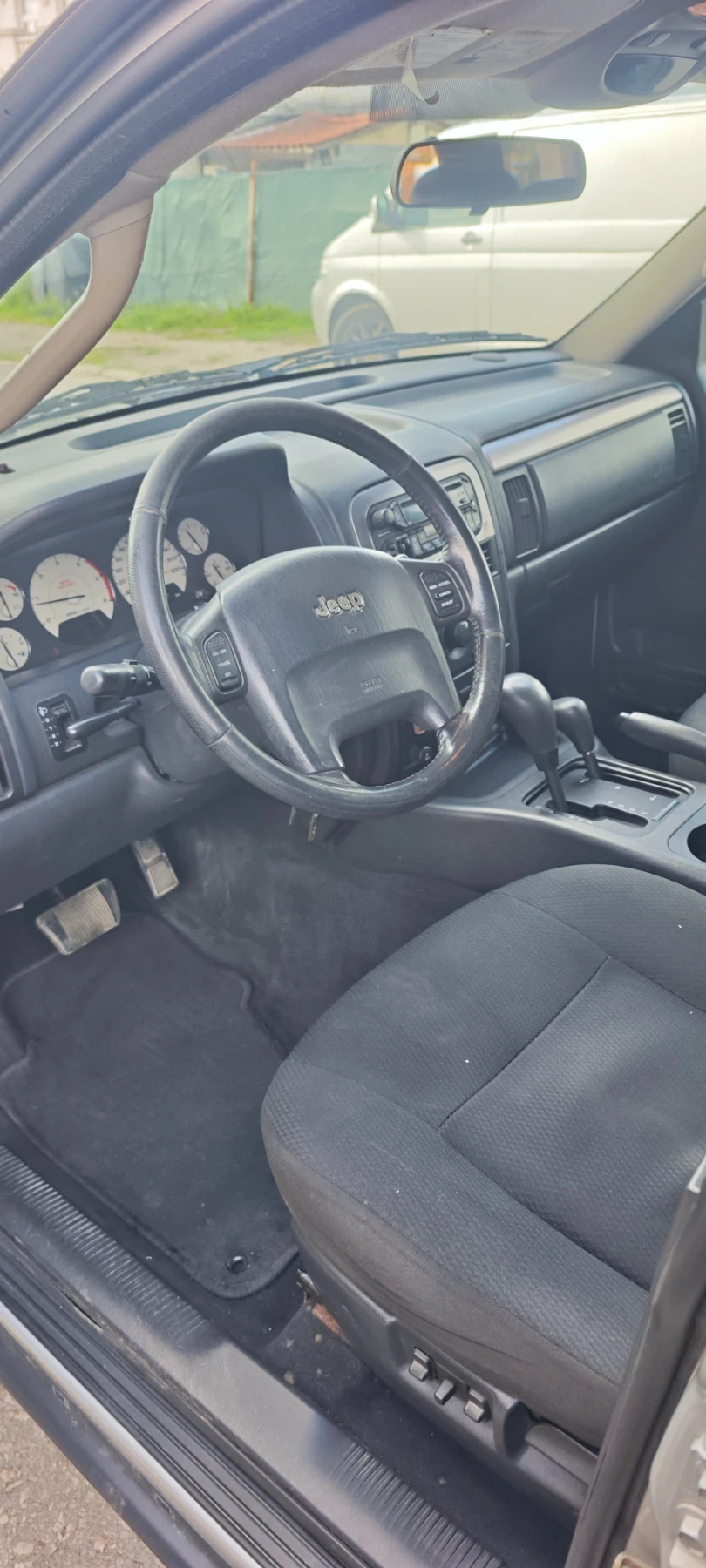 Jeep Grand cherokee 2.7 CRD, снимка 11 - Автомобили и джипове - 54317486