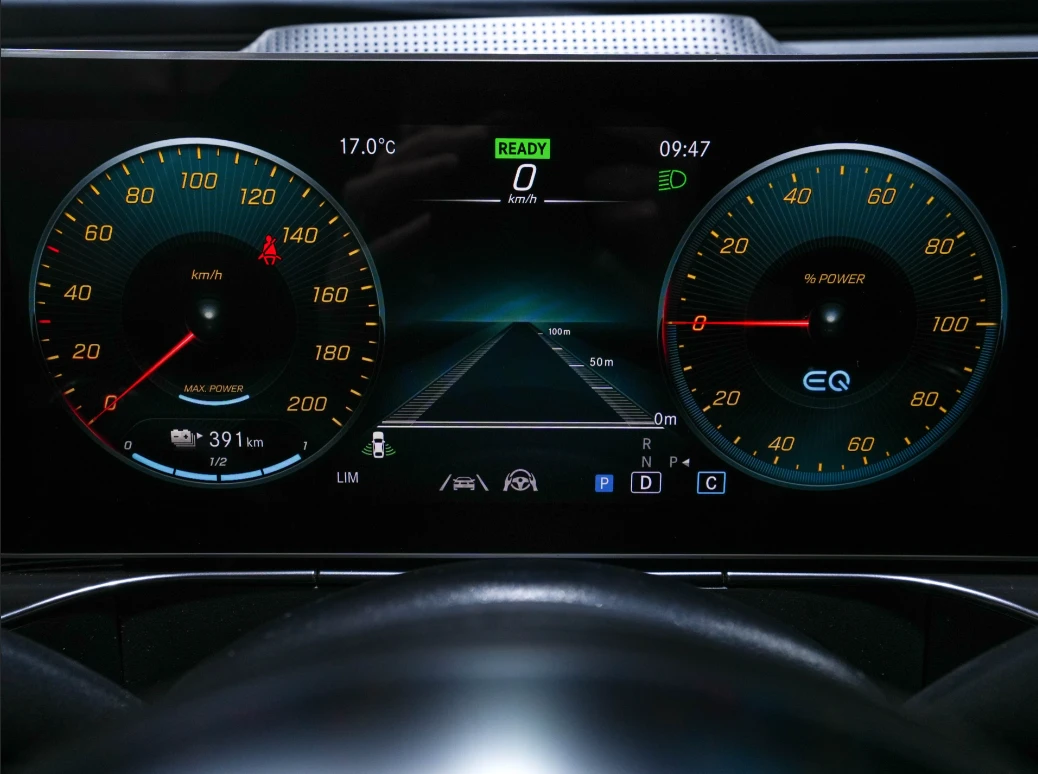 Mercedes-Benz EQC 400 - Подгрев Обдухване Хед-Ъп Панорама, снимка 8 - Автомобили и джипове - 54597189