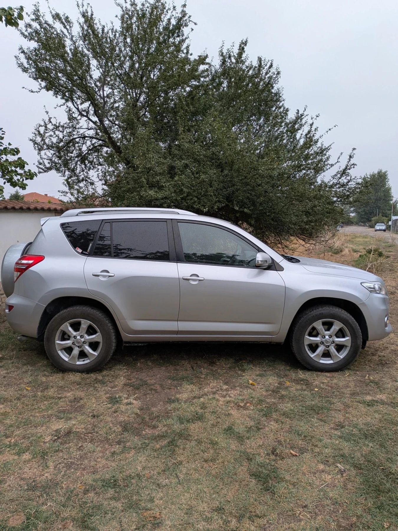 Toyota Rav4, снимка 4 - Автомобили и джипове - 56256210
