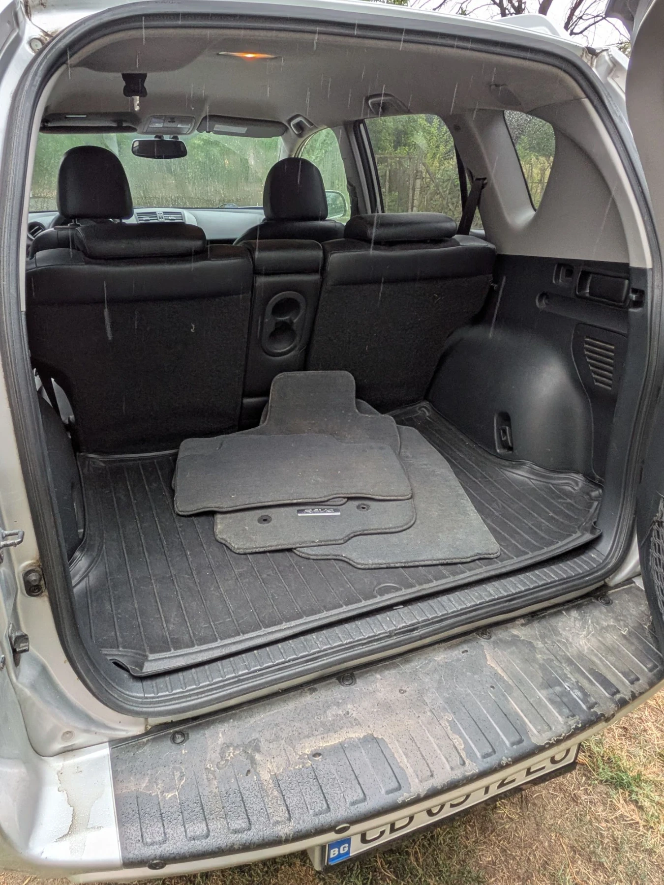 Toyota Rav4, снимка 11 - Автомобили и джипове - 56256210