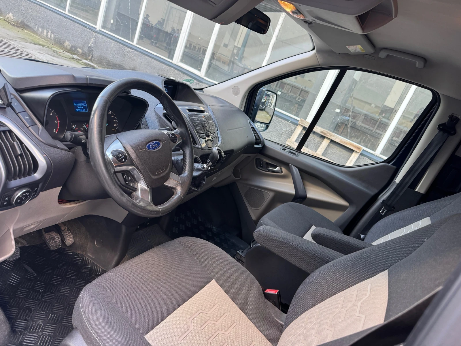 Ford Transit Custom Tourneo Limited | Mobile.bg   15