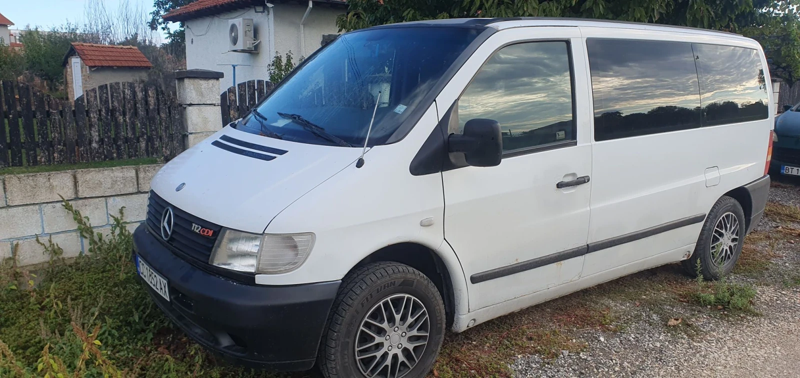 Mercedes-Benz Vito 112 CDI, снимка 3 - Бусове и автобуси - 56622510