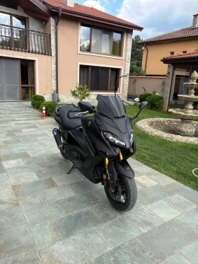  Yamaha T-max