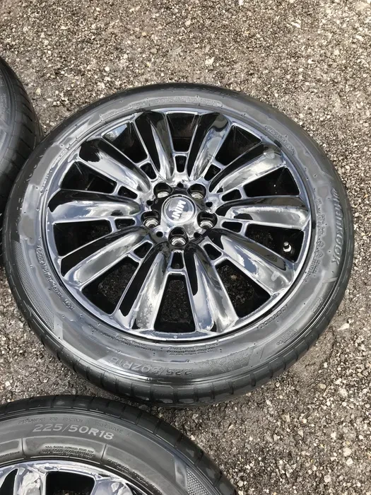 ���� � ������ 225/50R18 �� Mini Countryman | Mobile.bg � ����������� 4