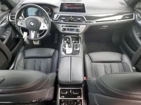 BMW 750 4.4L 8 All wheel drive, снимка 6