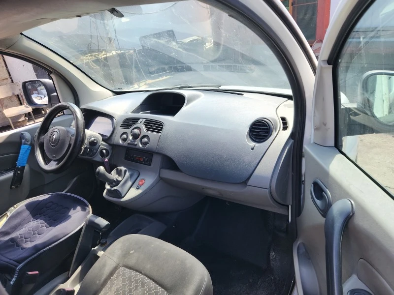 Renault Kangoo 1.5dci, снимка 2 - Автомобили и джипове - 41495836