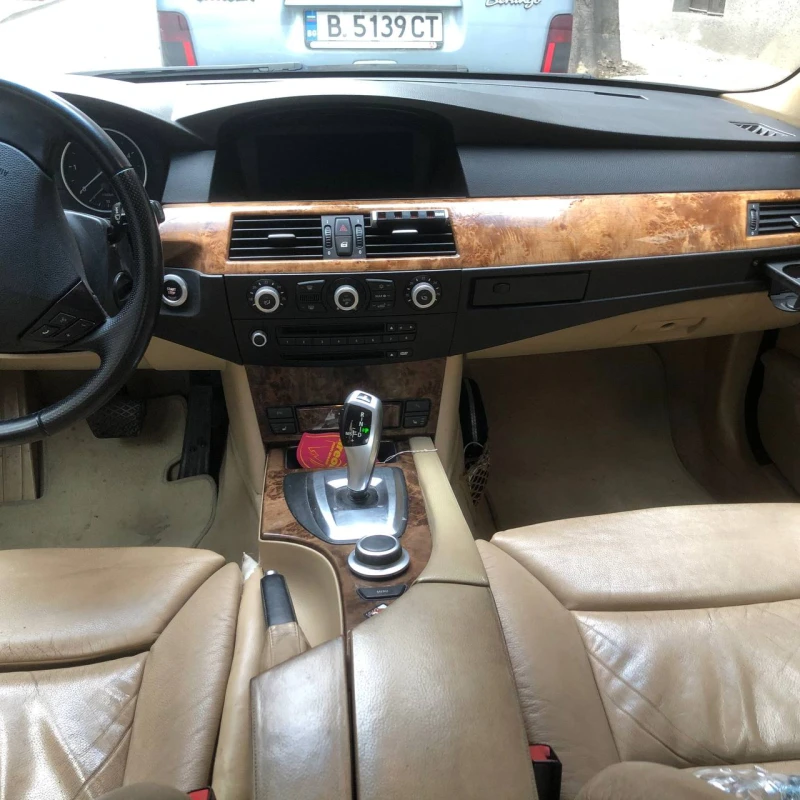 BMW 525 FaceLift, снимка 5 - Автомобили и джипове - 47182273