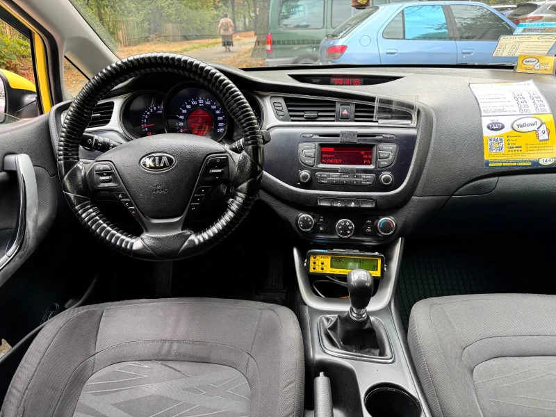 Kia Ceed, снимка 5 - Автомобили и джипове - 47291468