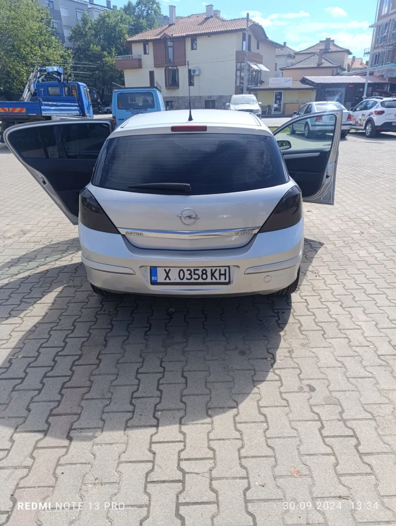 Opel Astra 1.7, снимка 5 - Автомобили и джипове - 47406698