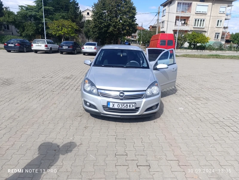 Opel Astra 1.7, снимка 1 - Автомобили и джипове - 47406698