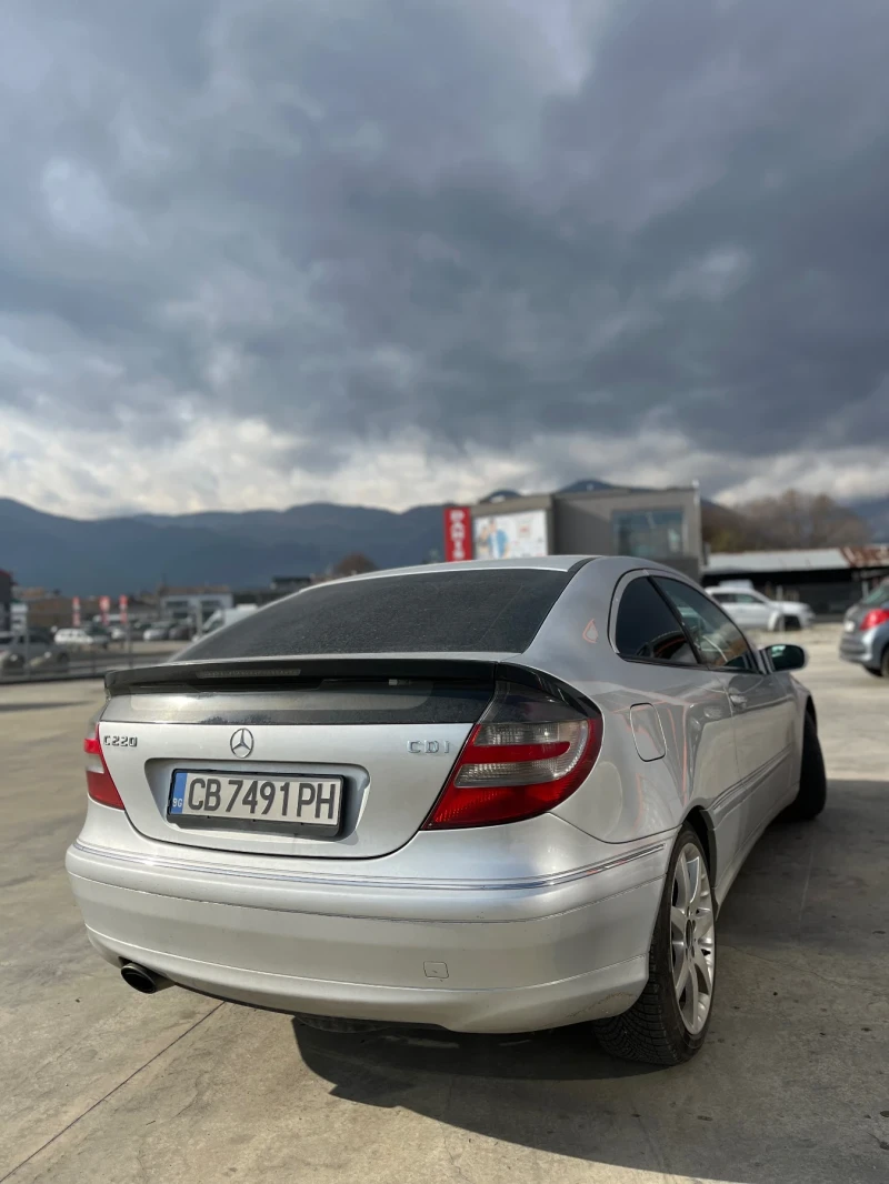 Mercedes-Benz C 220 FACELIFT SPORTCOUPE, снимка 3 - Автомобили и джипове - 48106790