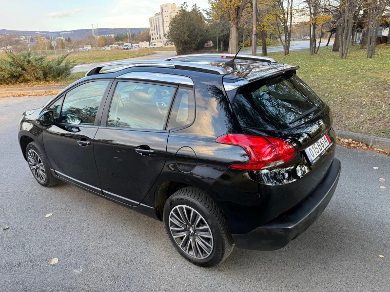 Peugeot 2008 1.2///Navi///FuLL-History!!!, снимка 4 - Автомобили и джипове - 48080489