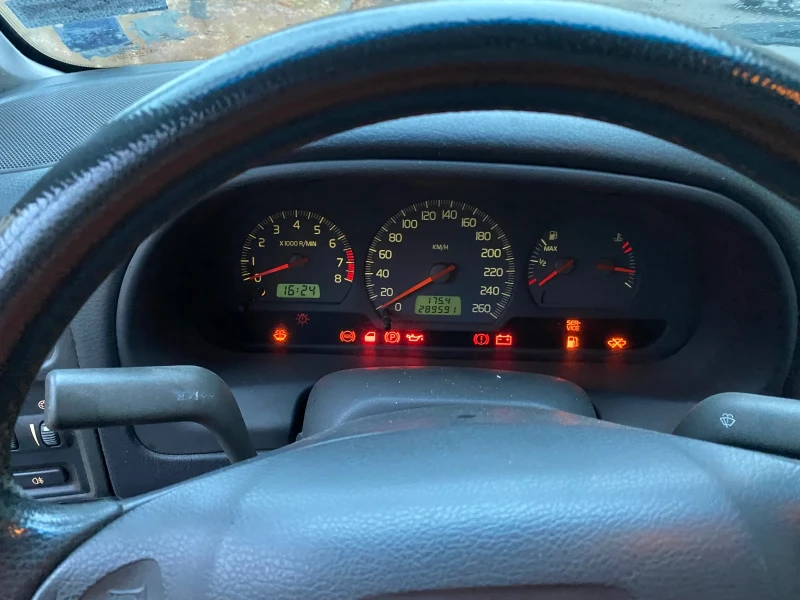 Volvo S40, снимка 3 - Автомобили и джипове - 48200112