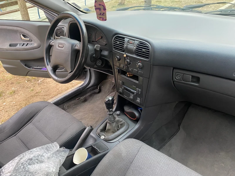 Volvo S40, снимка 14 - Автомобили и джипове - 48200112