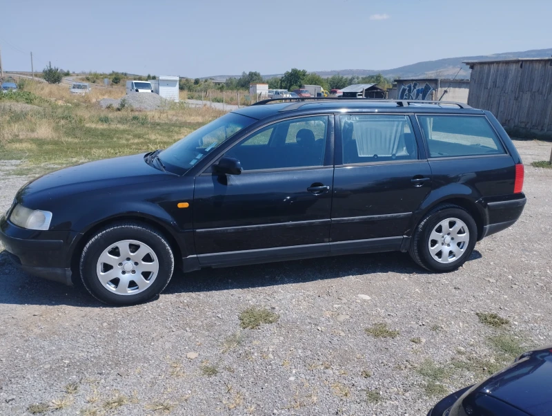 VW Passat, снимка 2 - Автомобили и джипове - 48214887