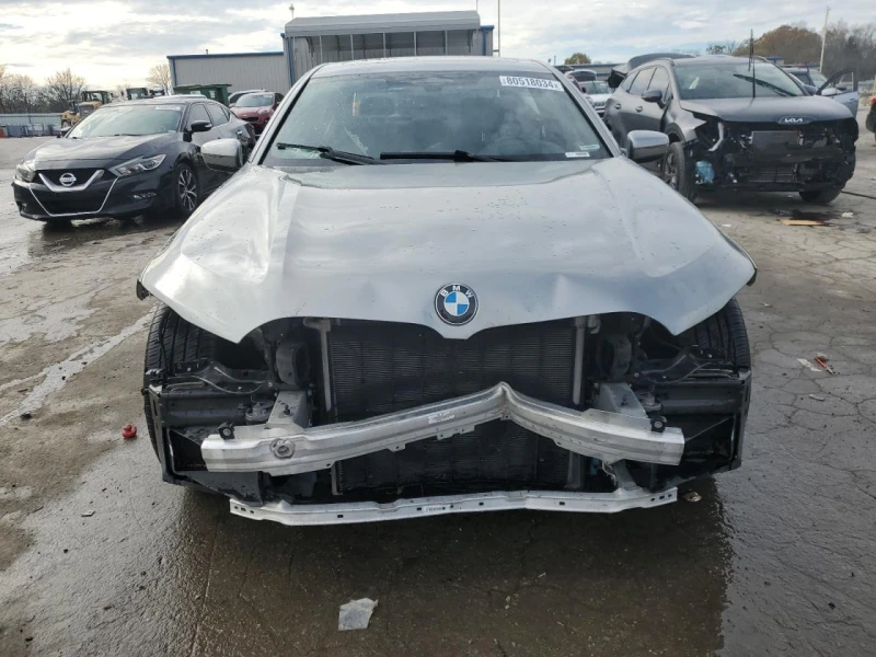 BMW 750 4.4L 8 All wheel drive, снимка 3 - Автомобили и джипове - 48376483