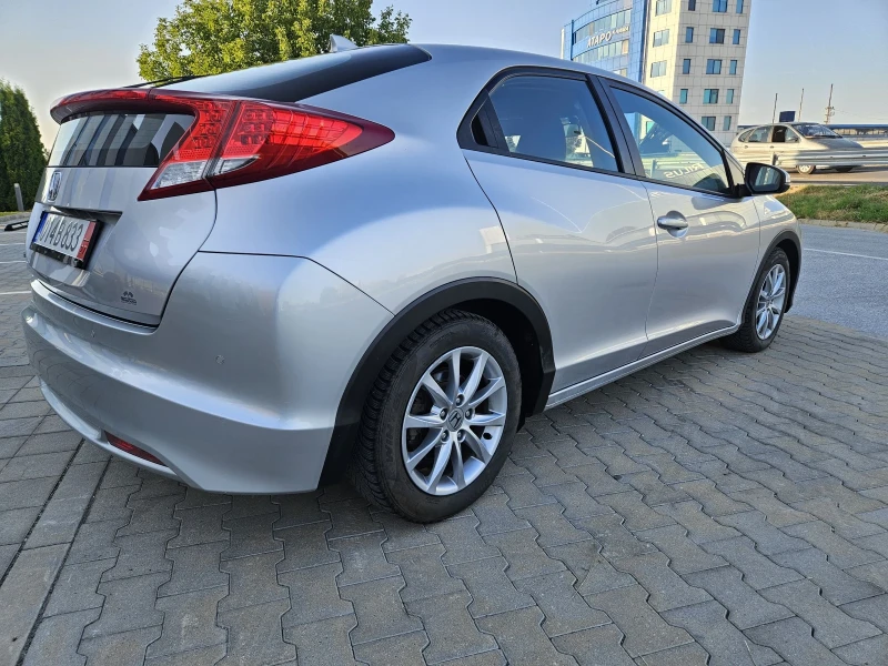 Honda Civic 1.8i SWISS EDITION 97000km , снимка 5 - Автомобили и джипове - 48610527