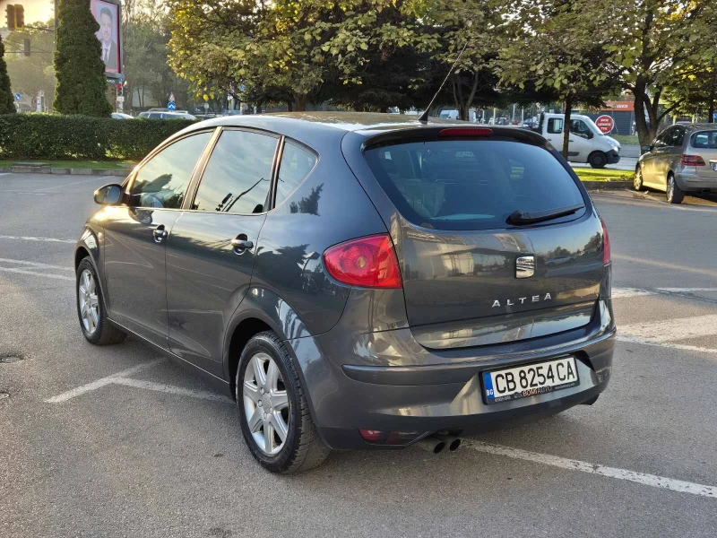 Seat Altea 2.0TDI, снимка 3 - Автомобили и джипове - 48809912