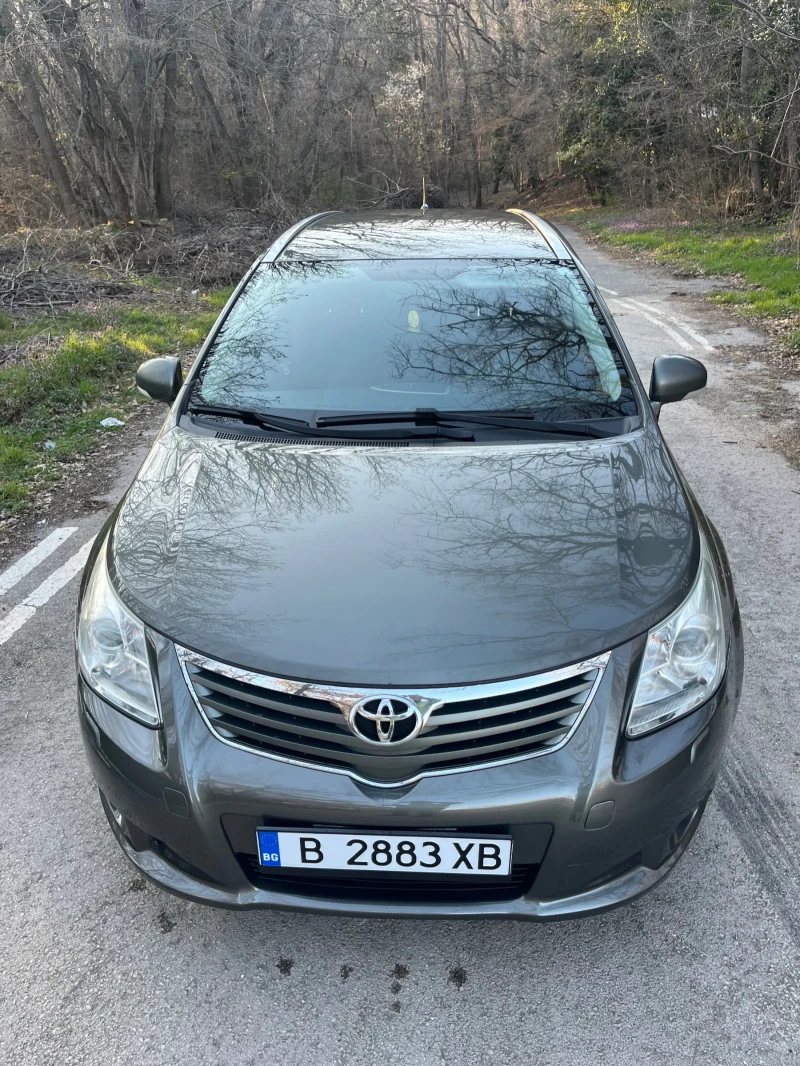 Toyota Avensis 2.0 дизел , снимка 3 - Автомобили и джипове - 49589469