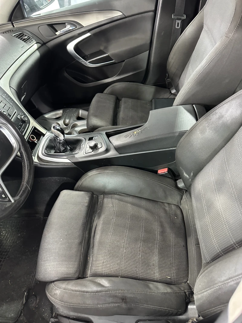 Opel Insignia, снимка 8 - Автомобили и джипове - 52645620