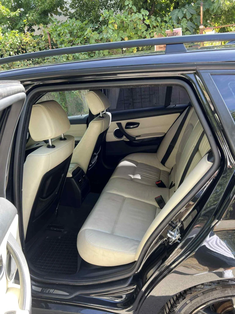 BMW 320, снимка 10 - Автомобили и джипове - 51616356