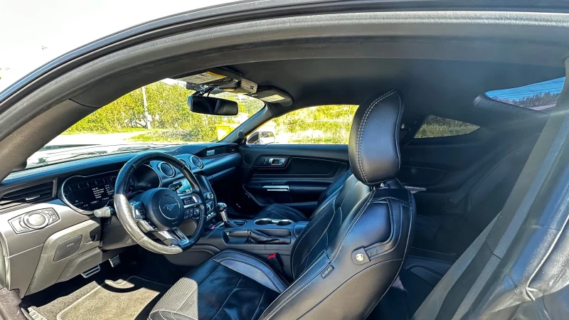 Ford Mustang GT, снимка 6 - Автомобили и джипове - 52350531
