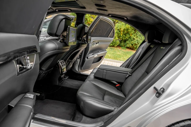 Mercedes-Benz S 500, снимка 12 - Автомобили и джипове - 52460525